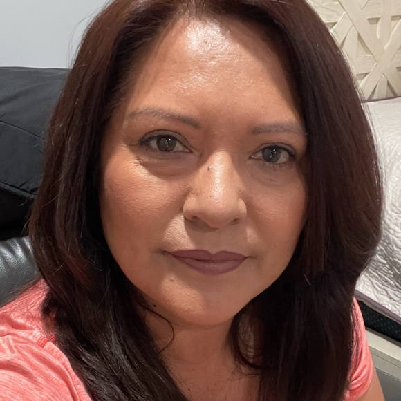 Meet your Posher, Rocio - Picture 1 of 1